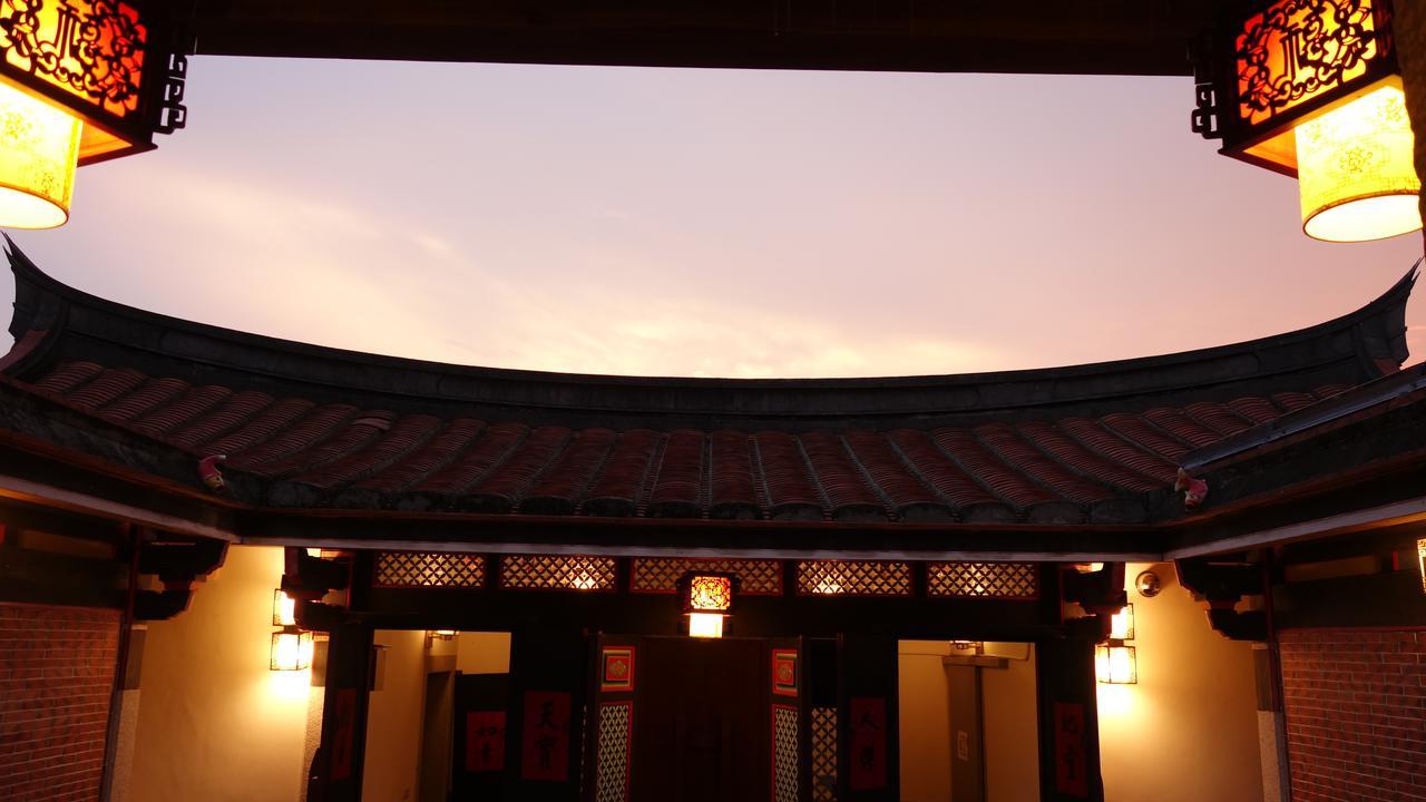 Beishan Old Western Style Hostel Jinning Exterior foto